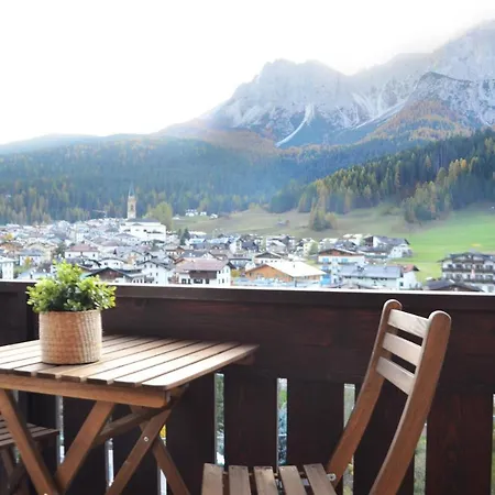 شقة Ladina Dolomiti *